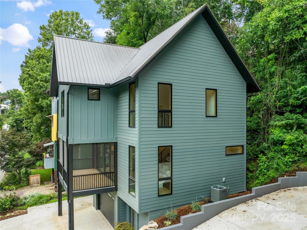 45 Waynesville Avenue