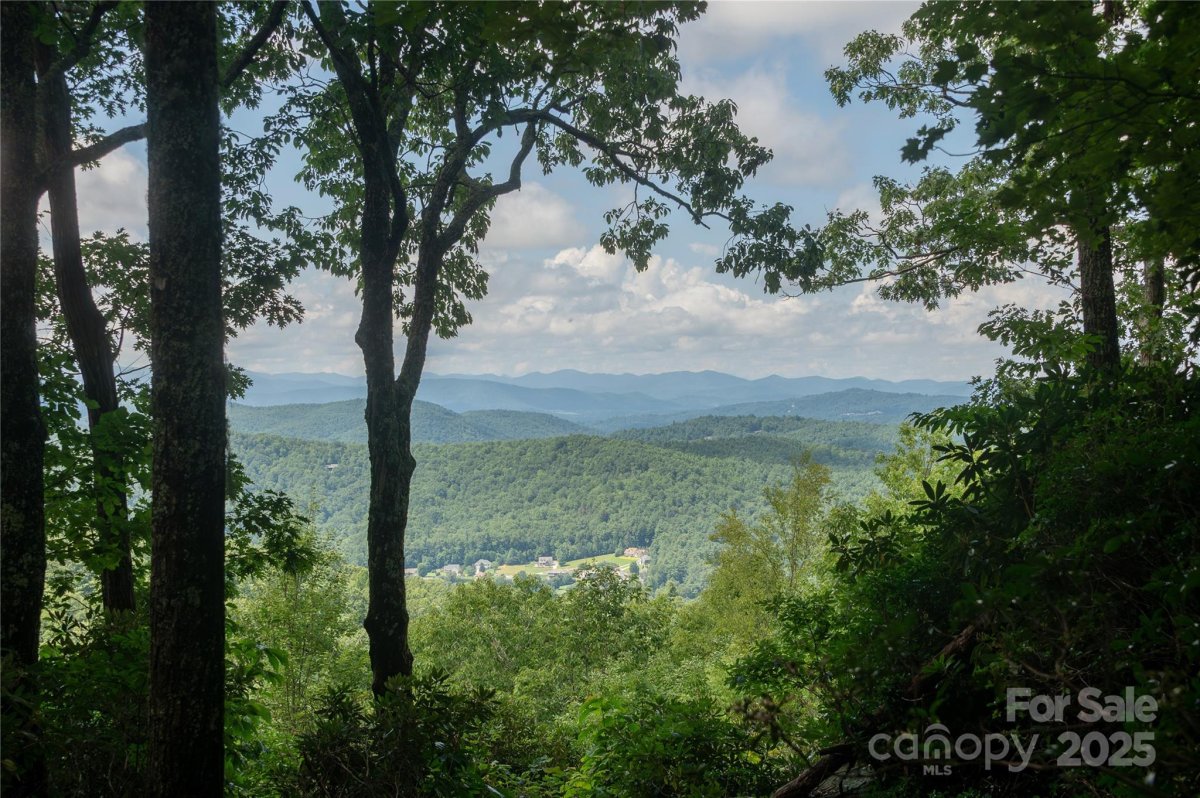 15 Rambling Creek Road