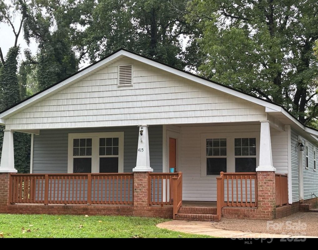 415 Bungalow Road