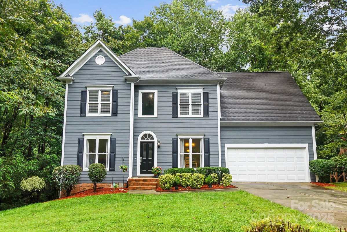 407 Shrewsbury Lane