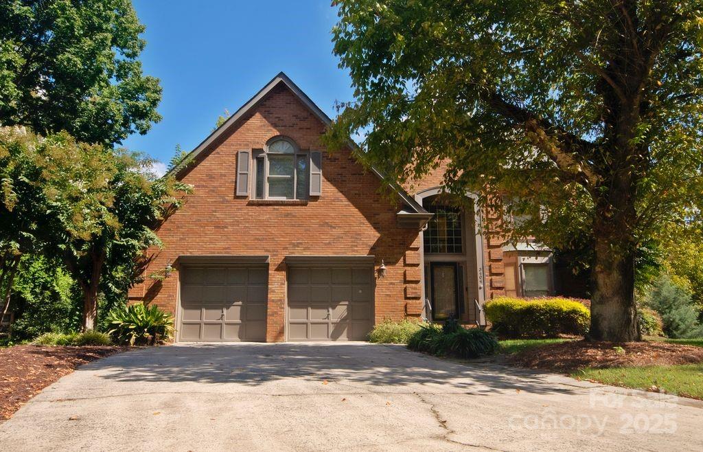 3404 Pondview Lane