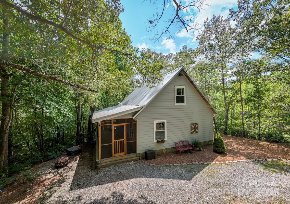 292 Wolf Creek Heights