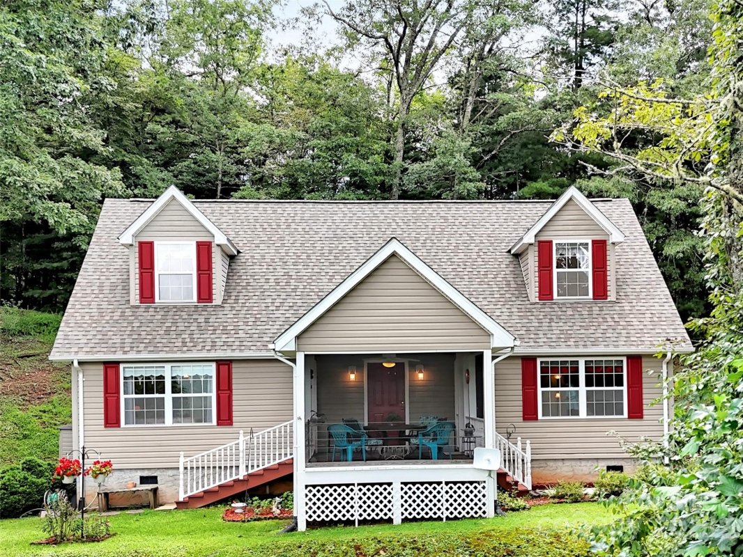 562 Beechwood Drive