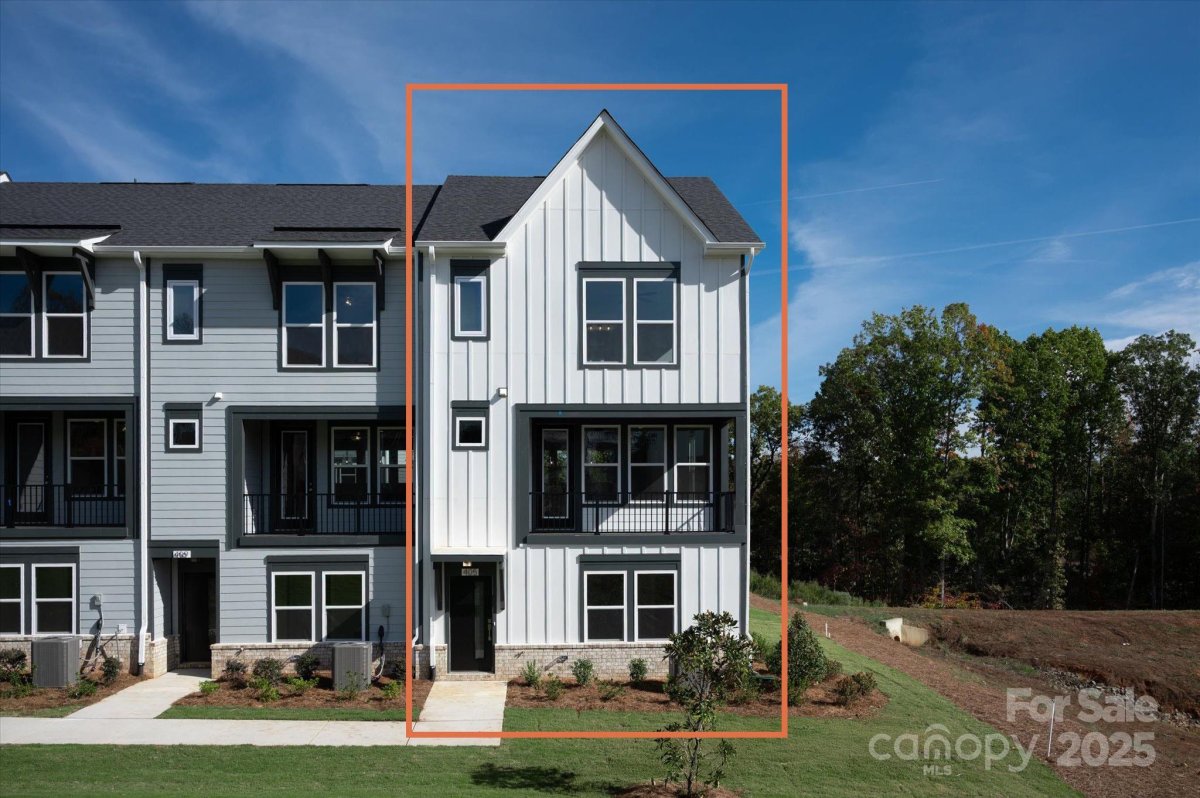 405 Nathaniel Way