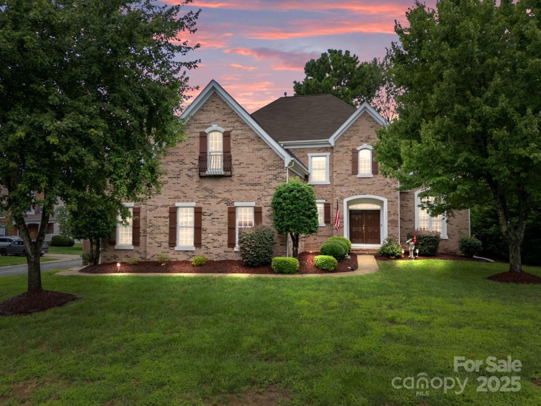 6203 Tulip Poplar Place