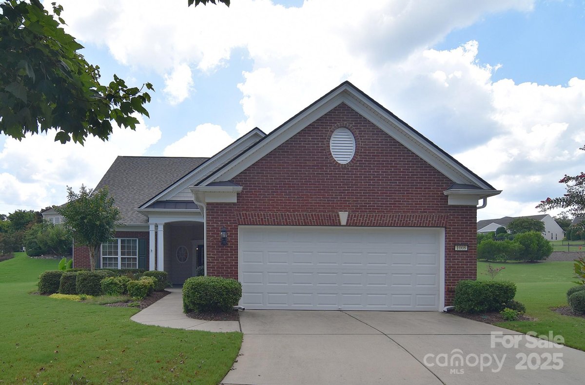 1008 Magpie Court