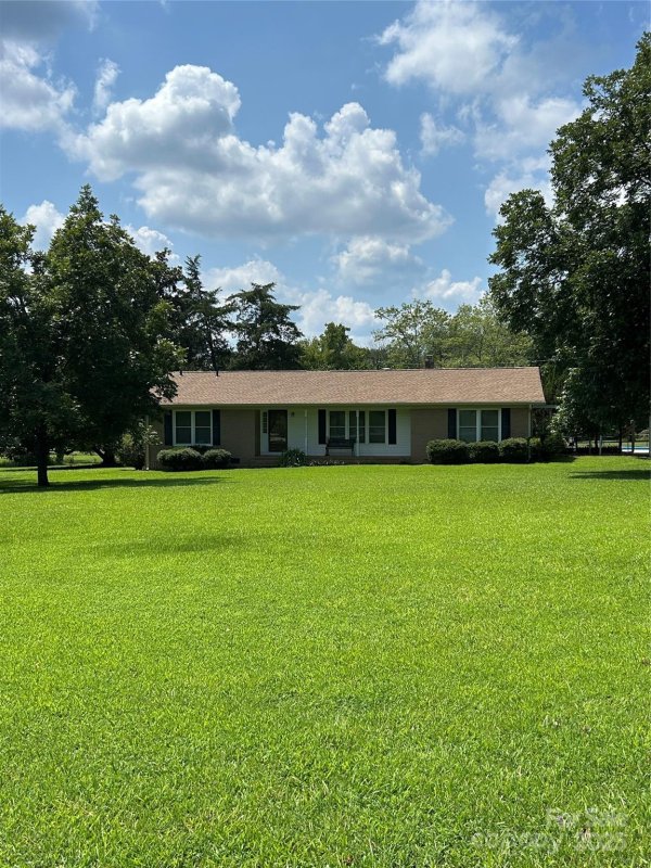 3199 Hilton Road