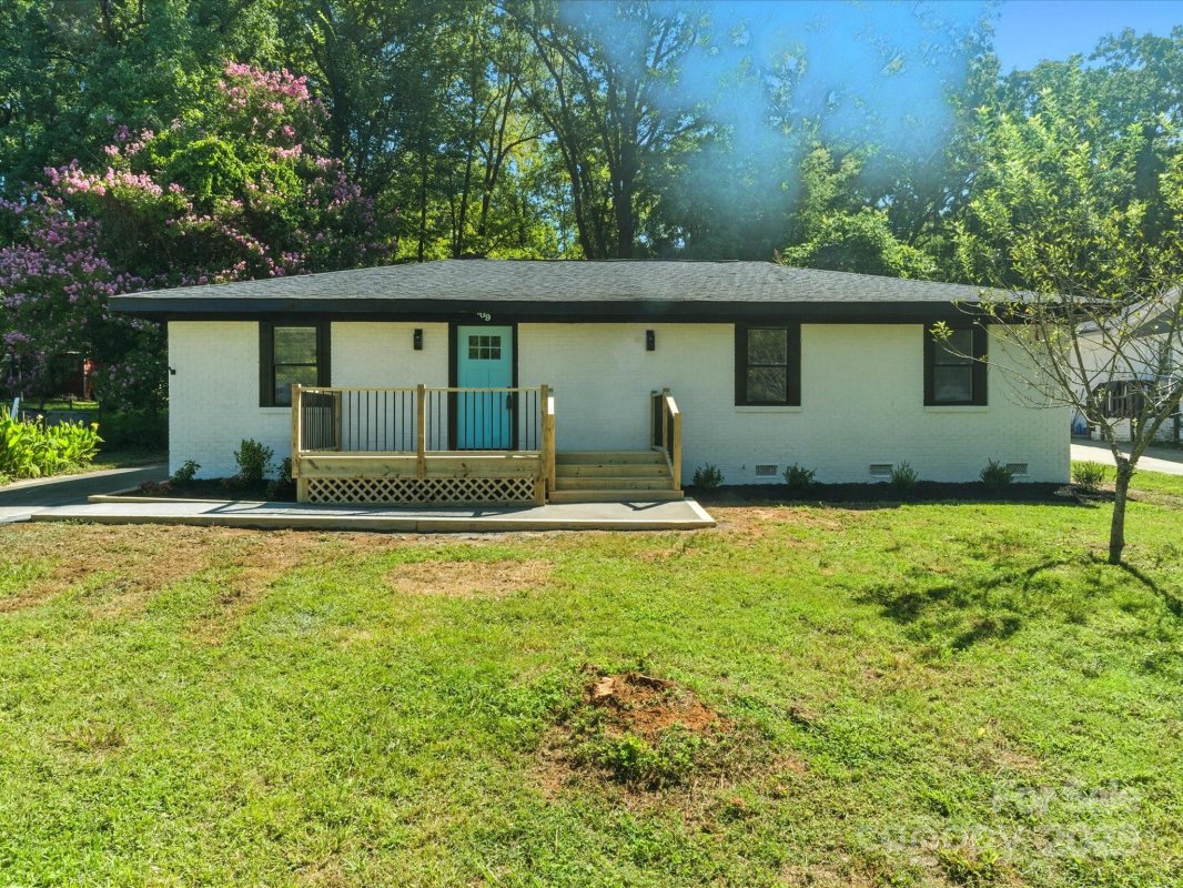 709 Claremont Road