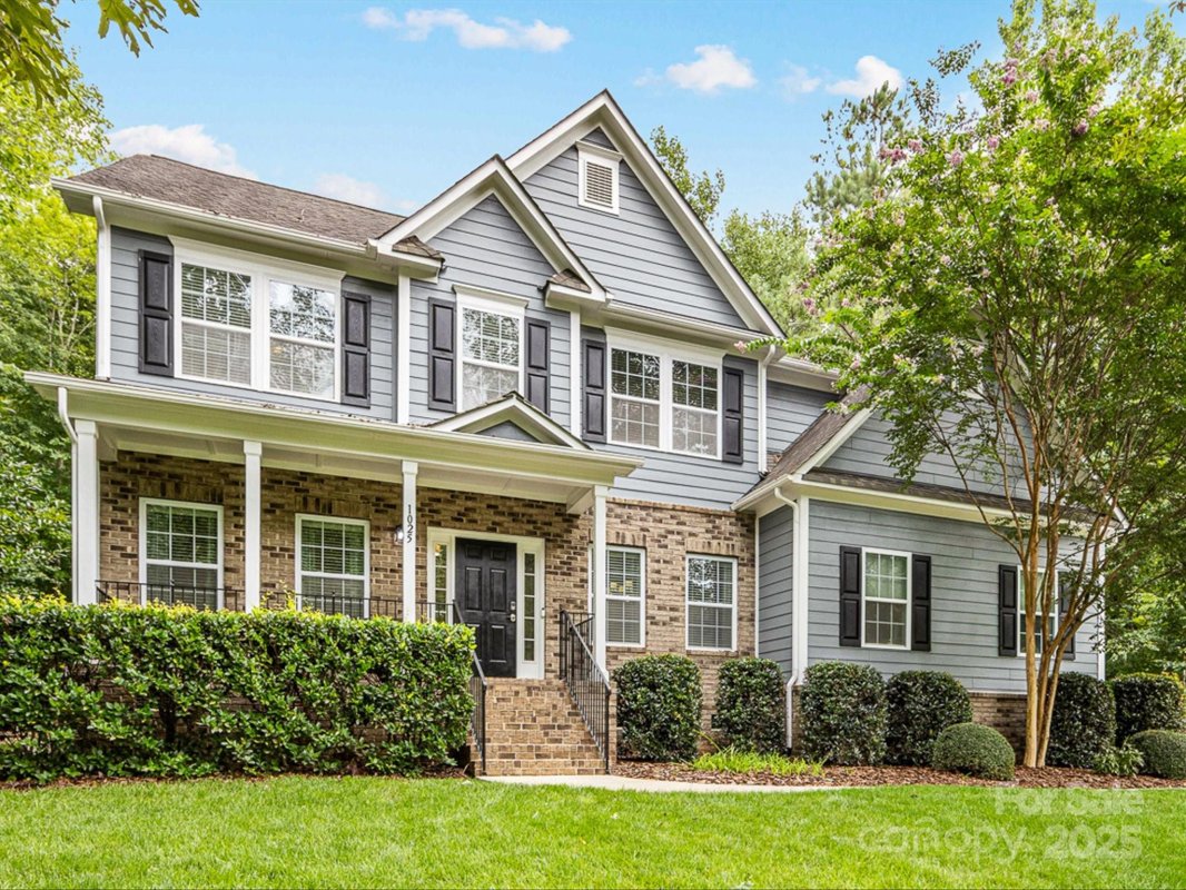 1025 Crofton Drive
