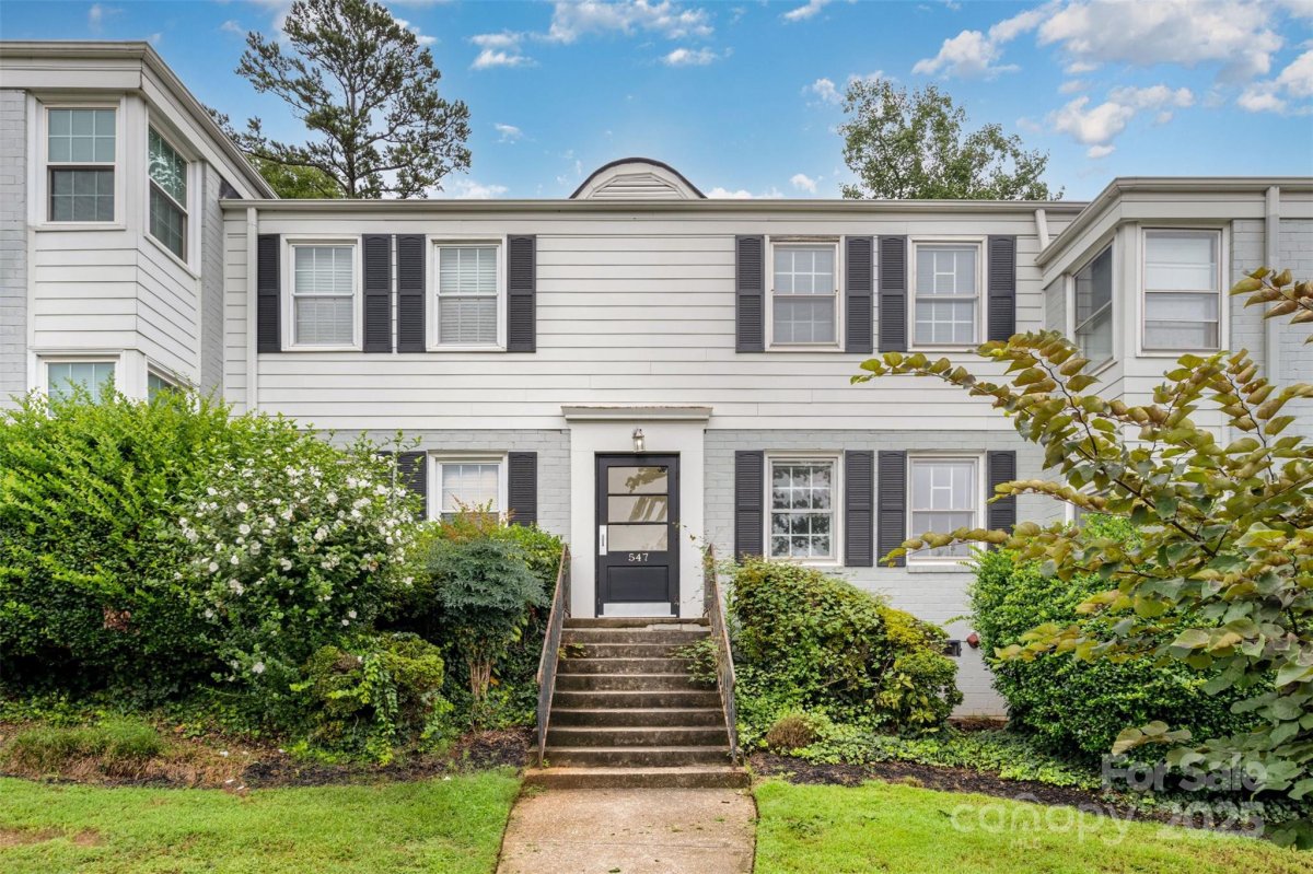 547 Wakefield Drive B