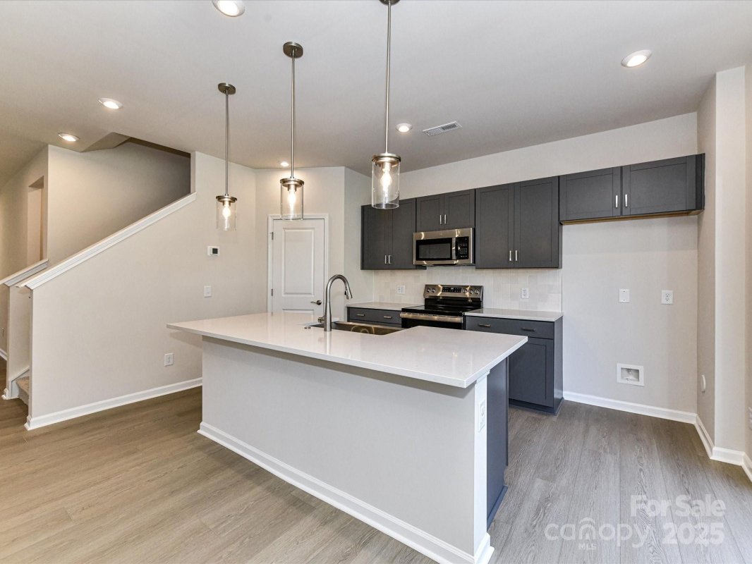 3041 Hutton Gardens Lane