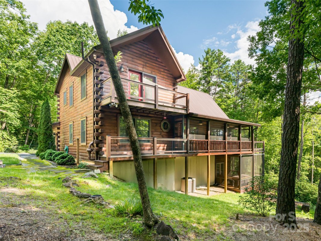 340 West View Road