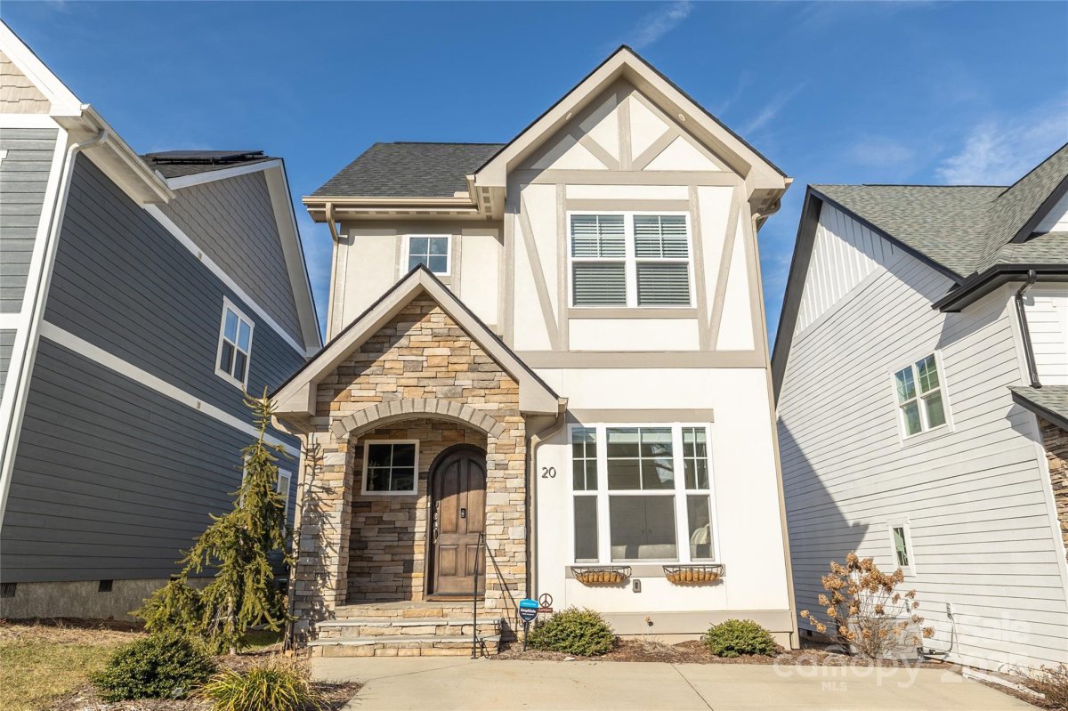 20 Tudor Way