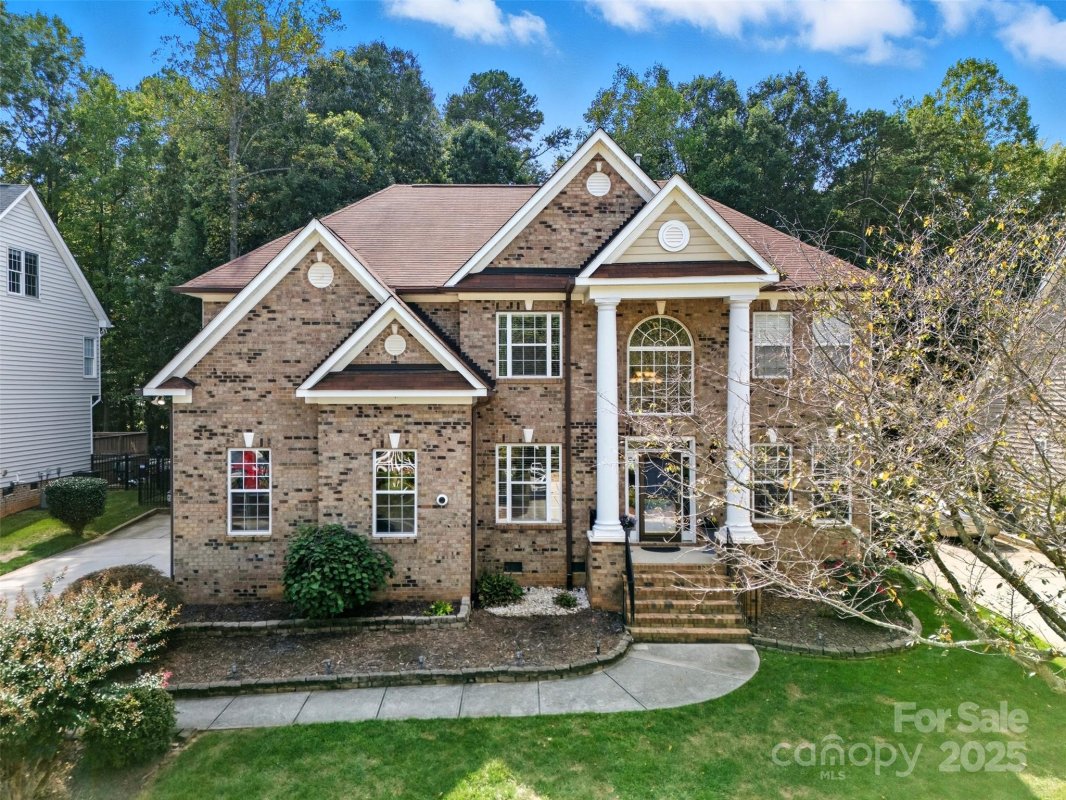 251 Forest Walk Way