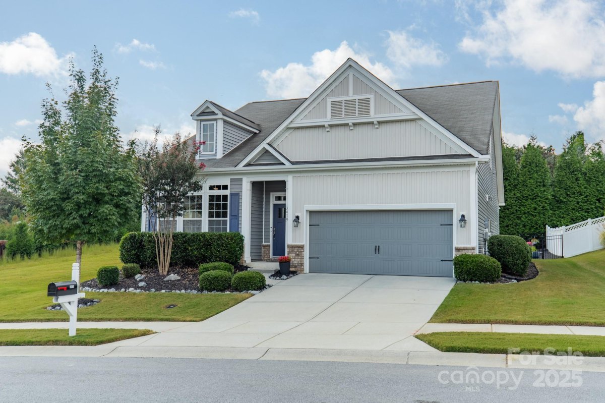 3419 Streamside Drive 463