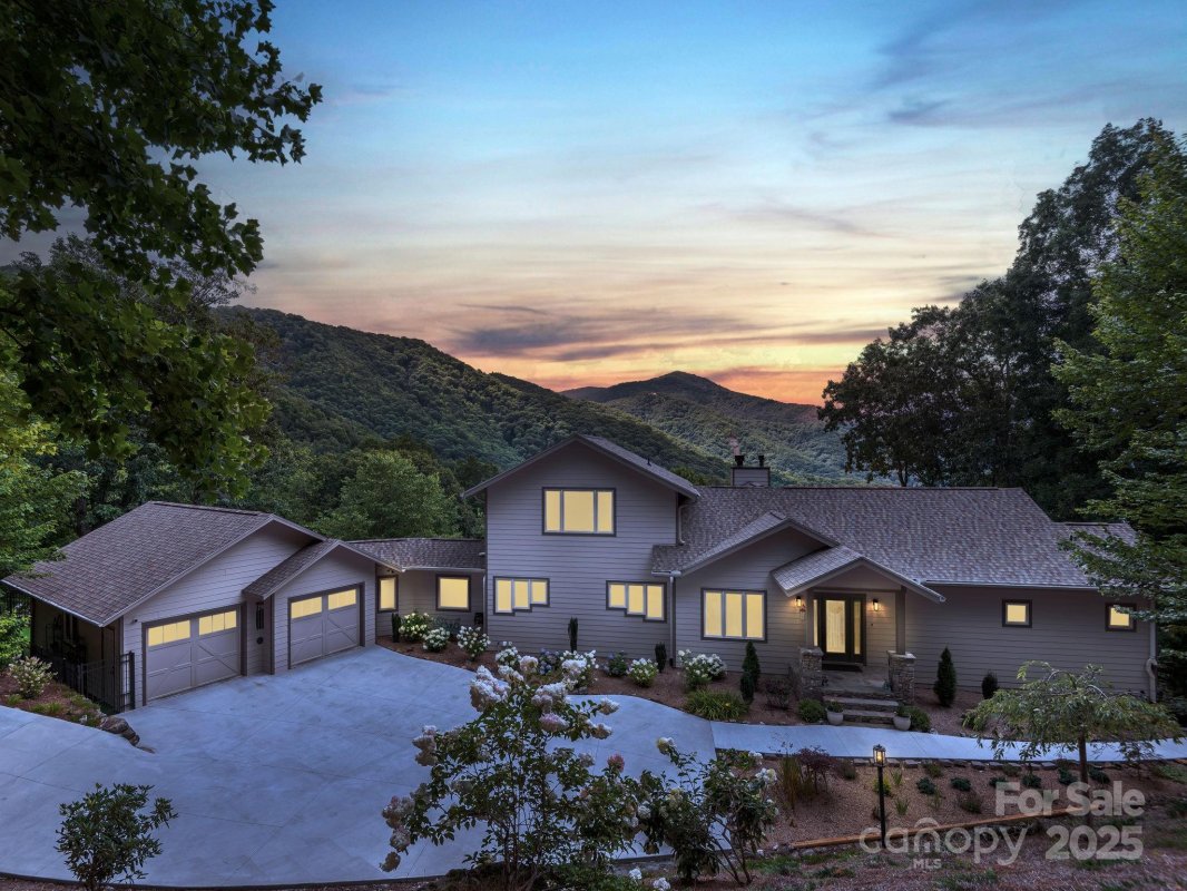 37 Enclave Drive