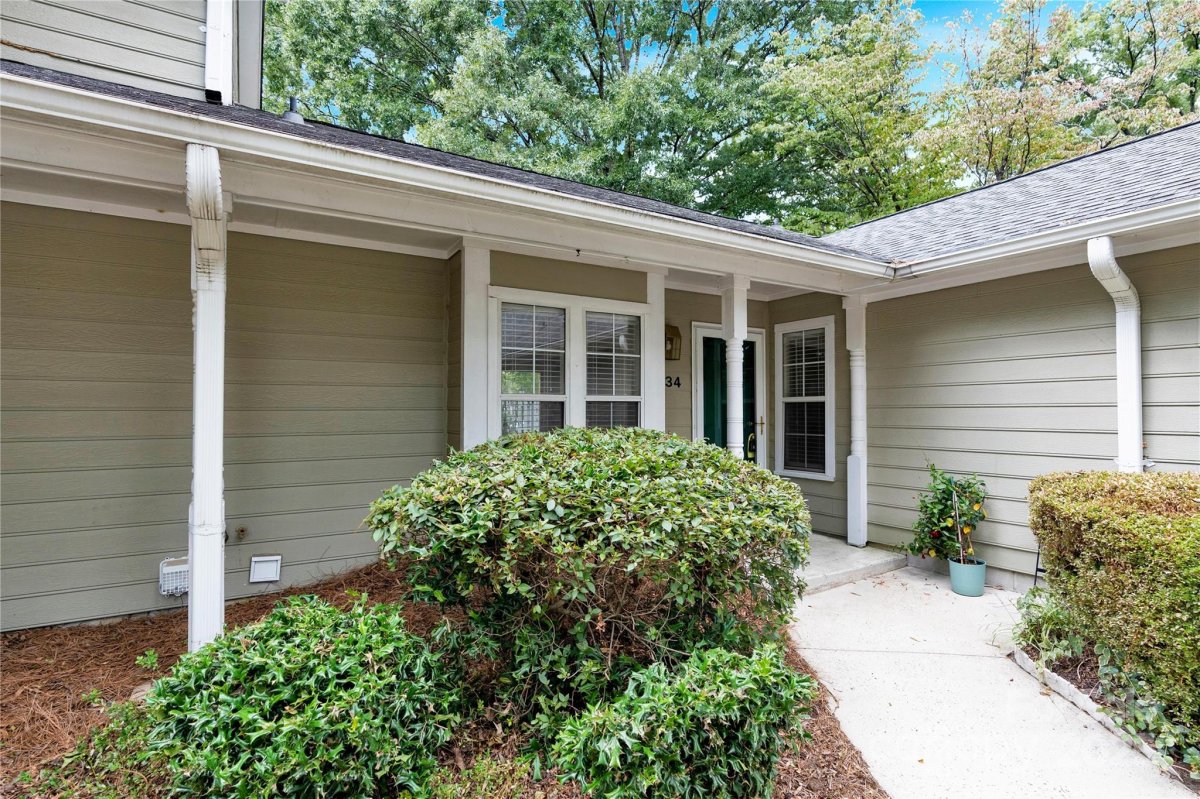 2734 Tiergarten Lane