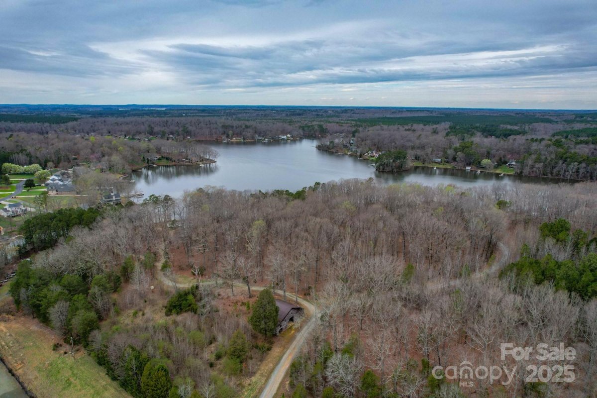 175 Harborgate Drive 201