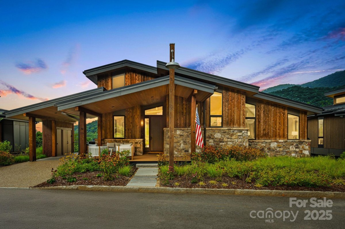 29 Switchgrass Way 405