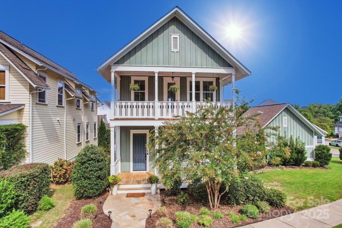 724 Bluff Loop Road