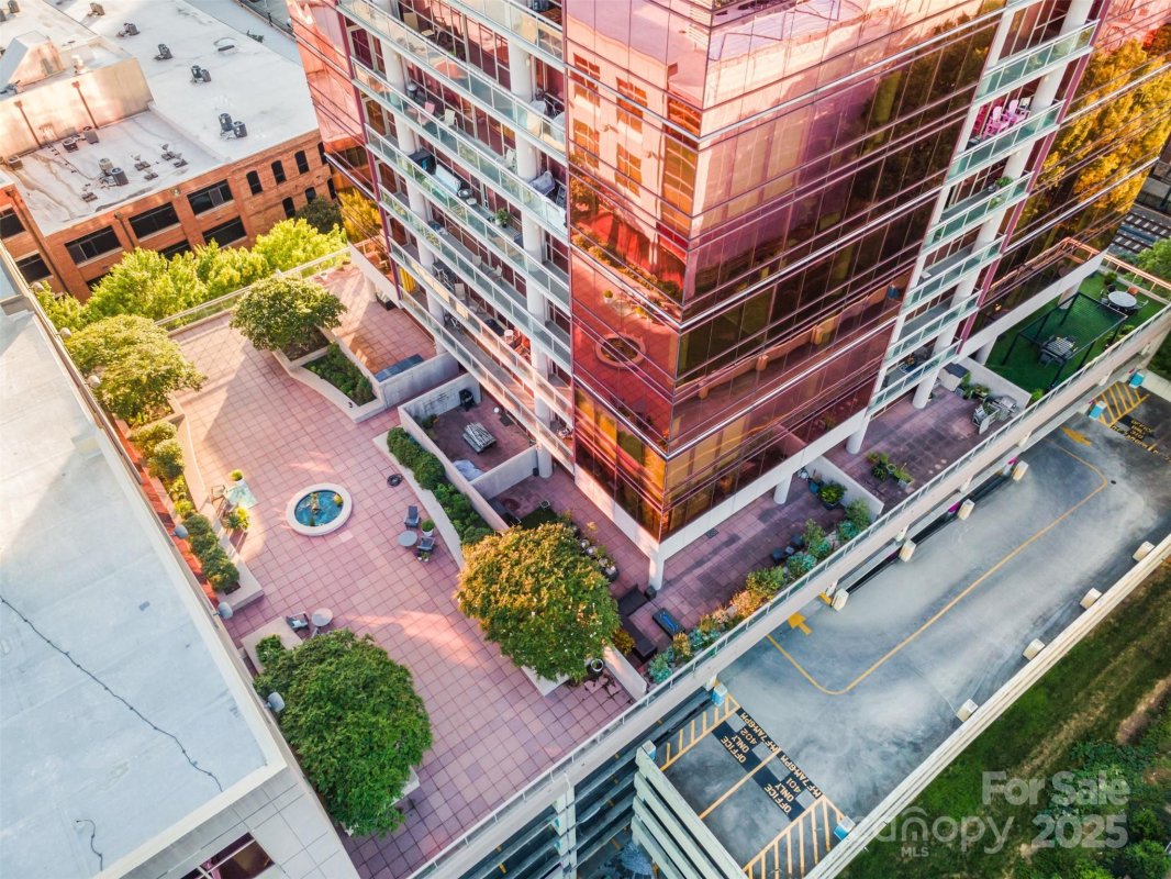 315 Arlington Avenue 506 & 507