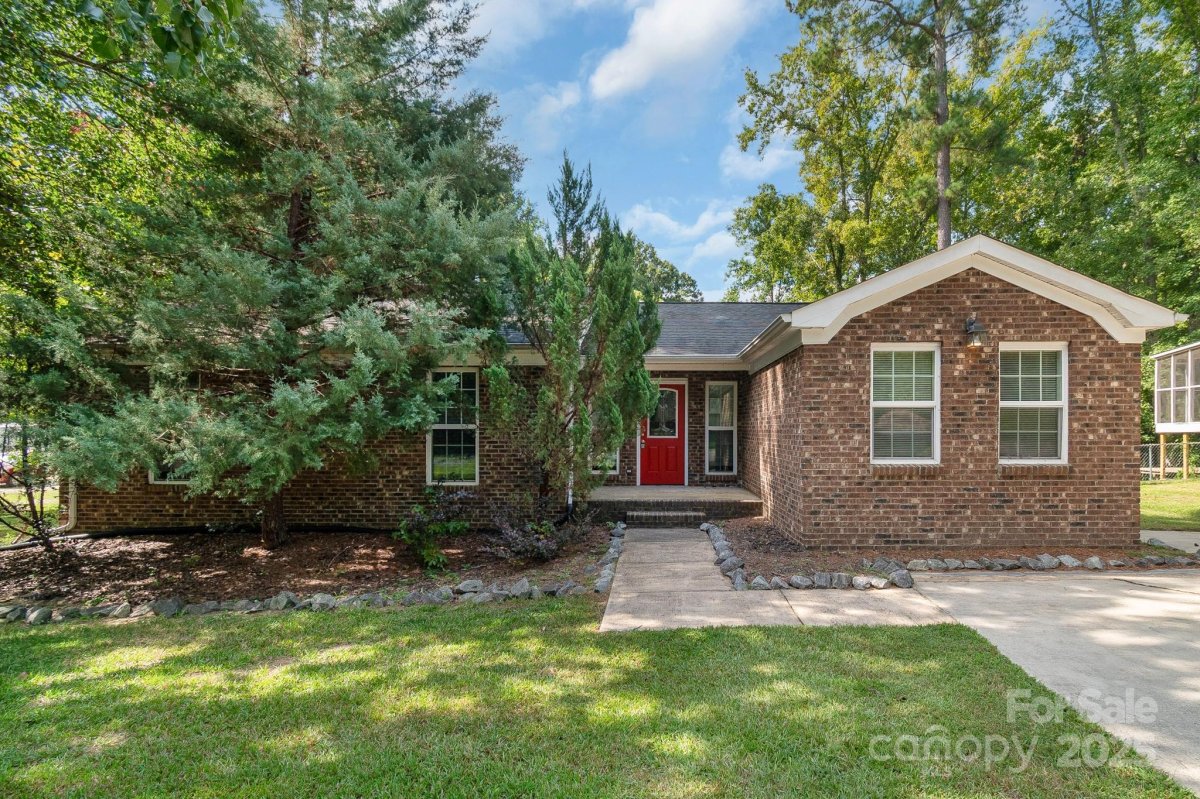 4989 Post Oak Lane