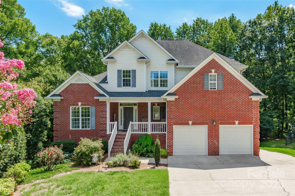 2745 Firethorn Court