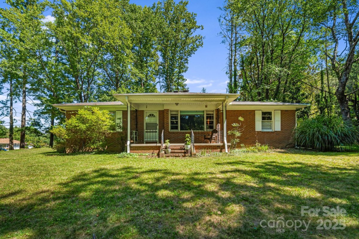 3151 Magnolia Drive
