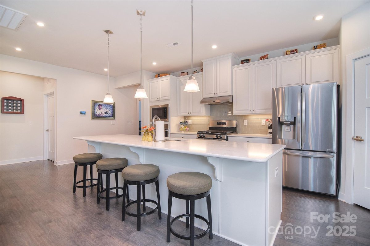 5219 Larewood Drive