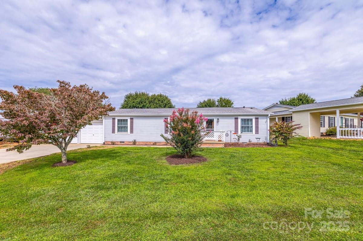 445 Riverwind Drive