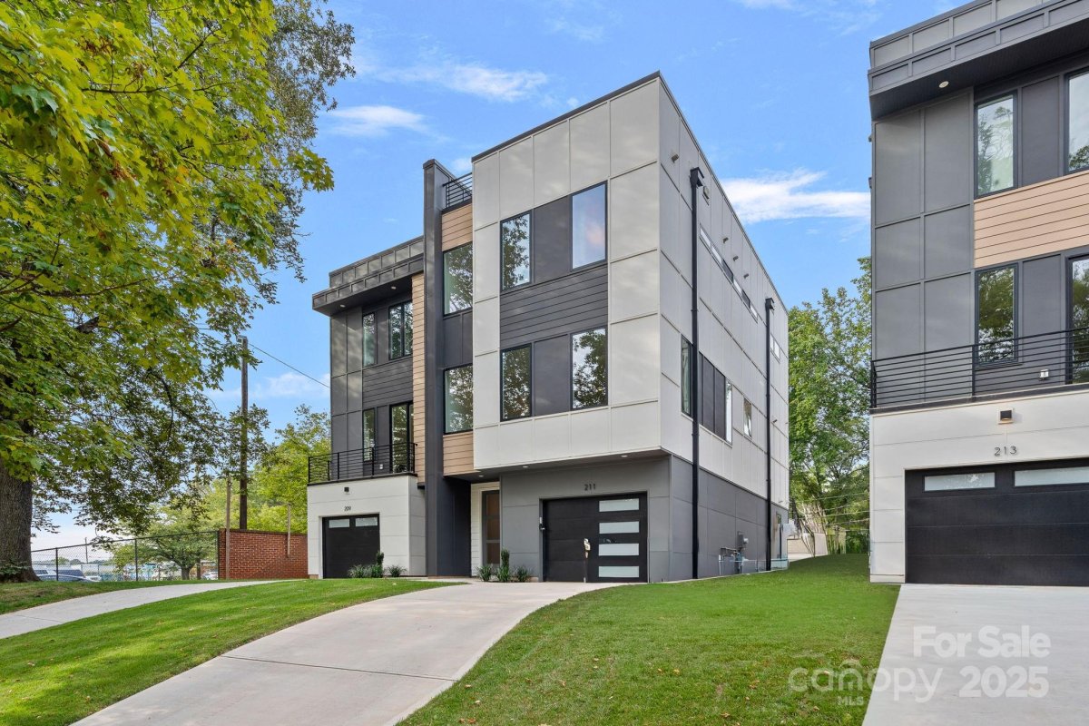 211 Keswick Avenue