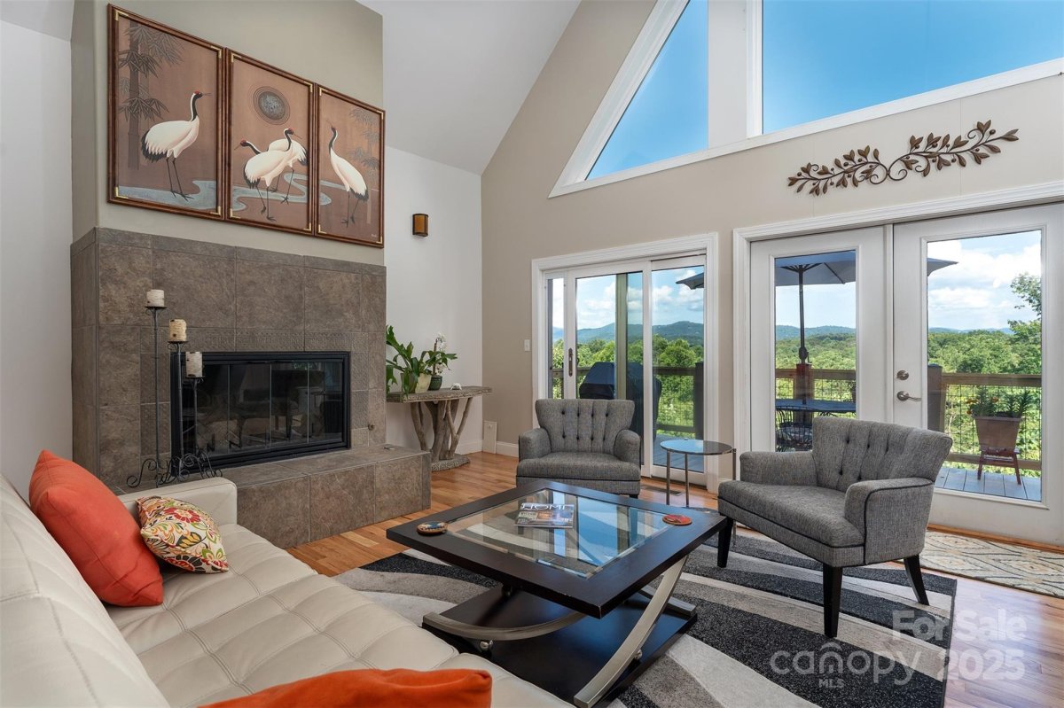 18 Timber Moss Drive