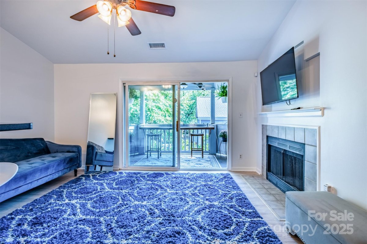 505 N Graham Street #3E