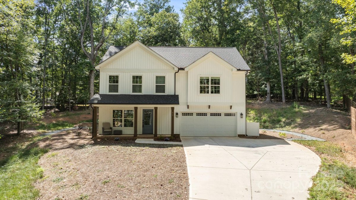 617 Teresa Circle