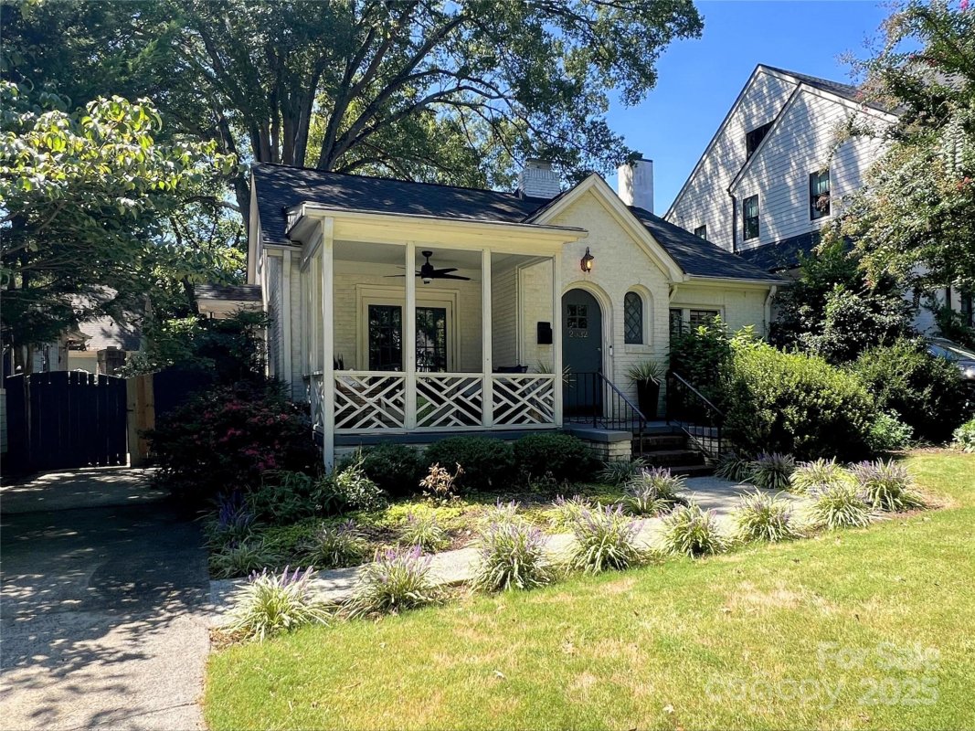 2532 Shenandoah Avenue