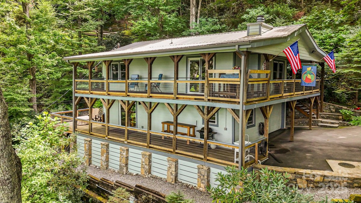 61 Eagle Roost Road