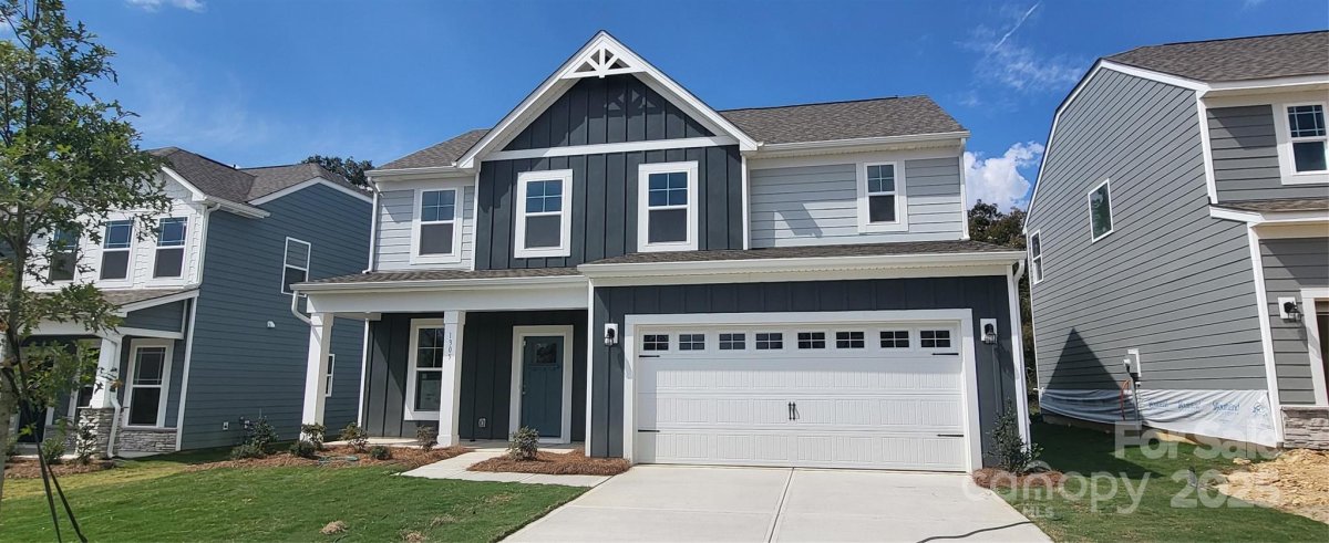 1305 Fremont Drive
