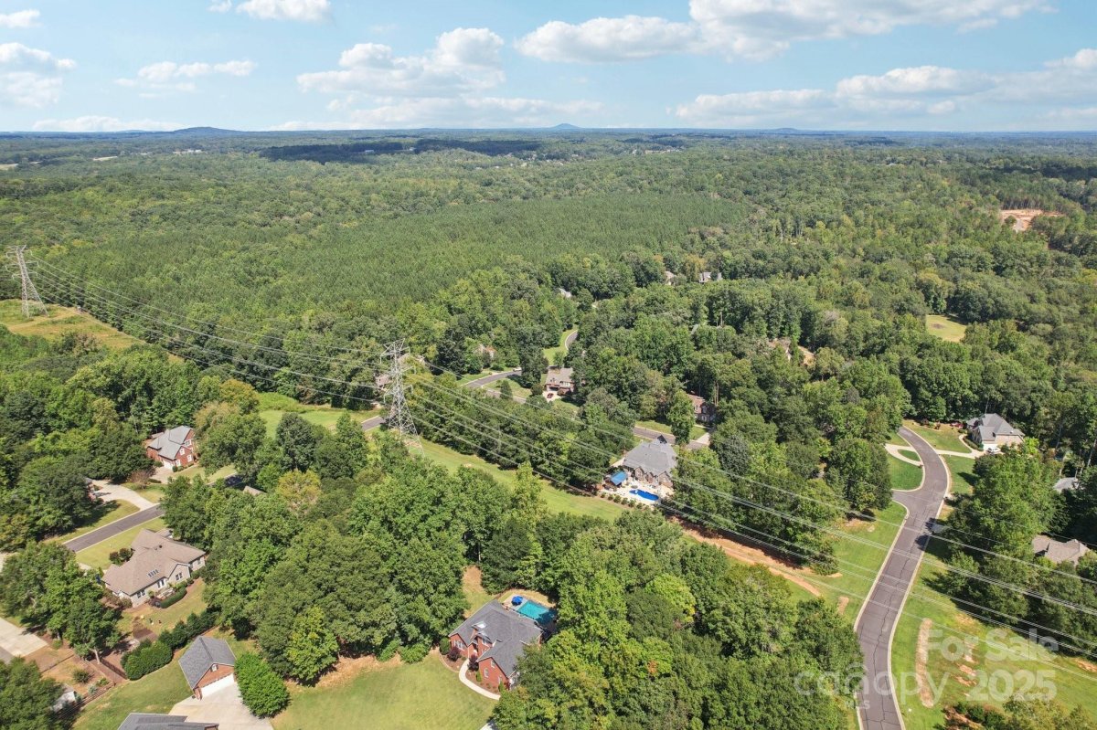 109 Highland Forest Drive