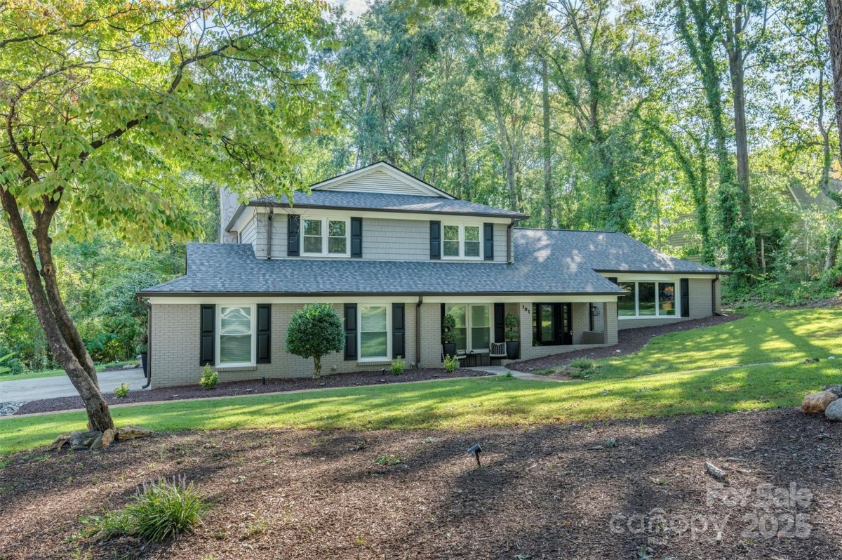 101 Red Fox Court