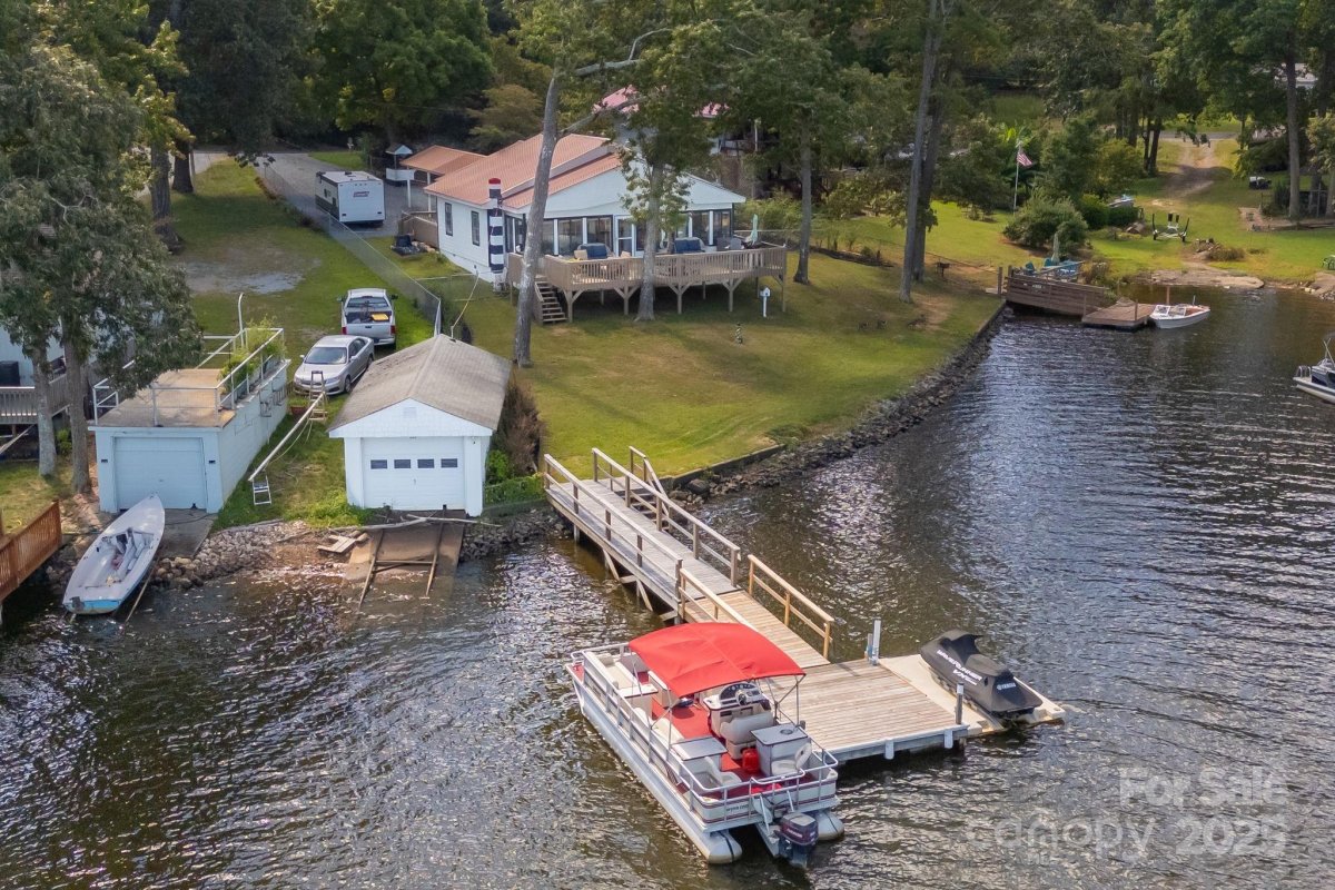309 Shoreline Drive