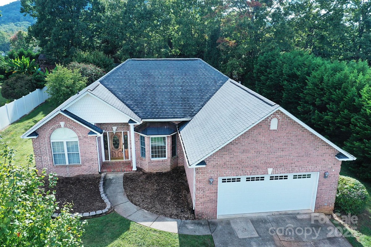 1375 Sweetbriar Lane