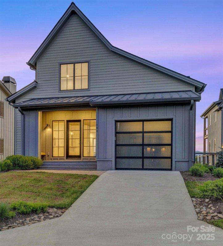 182 Calico Court
