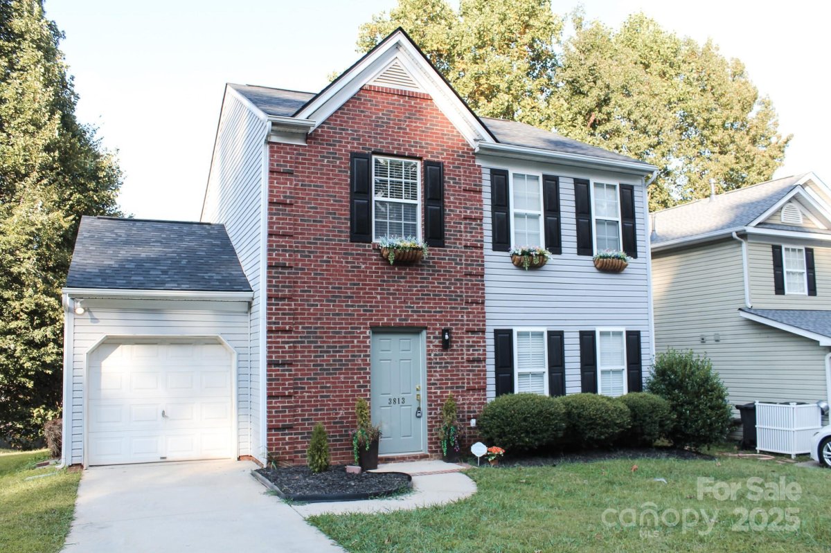 3813 Brookchase Lane