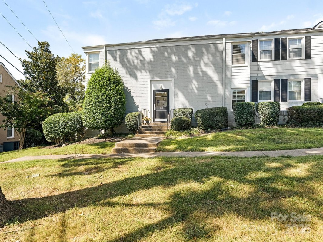 431 Wakefield Drive B