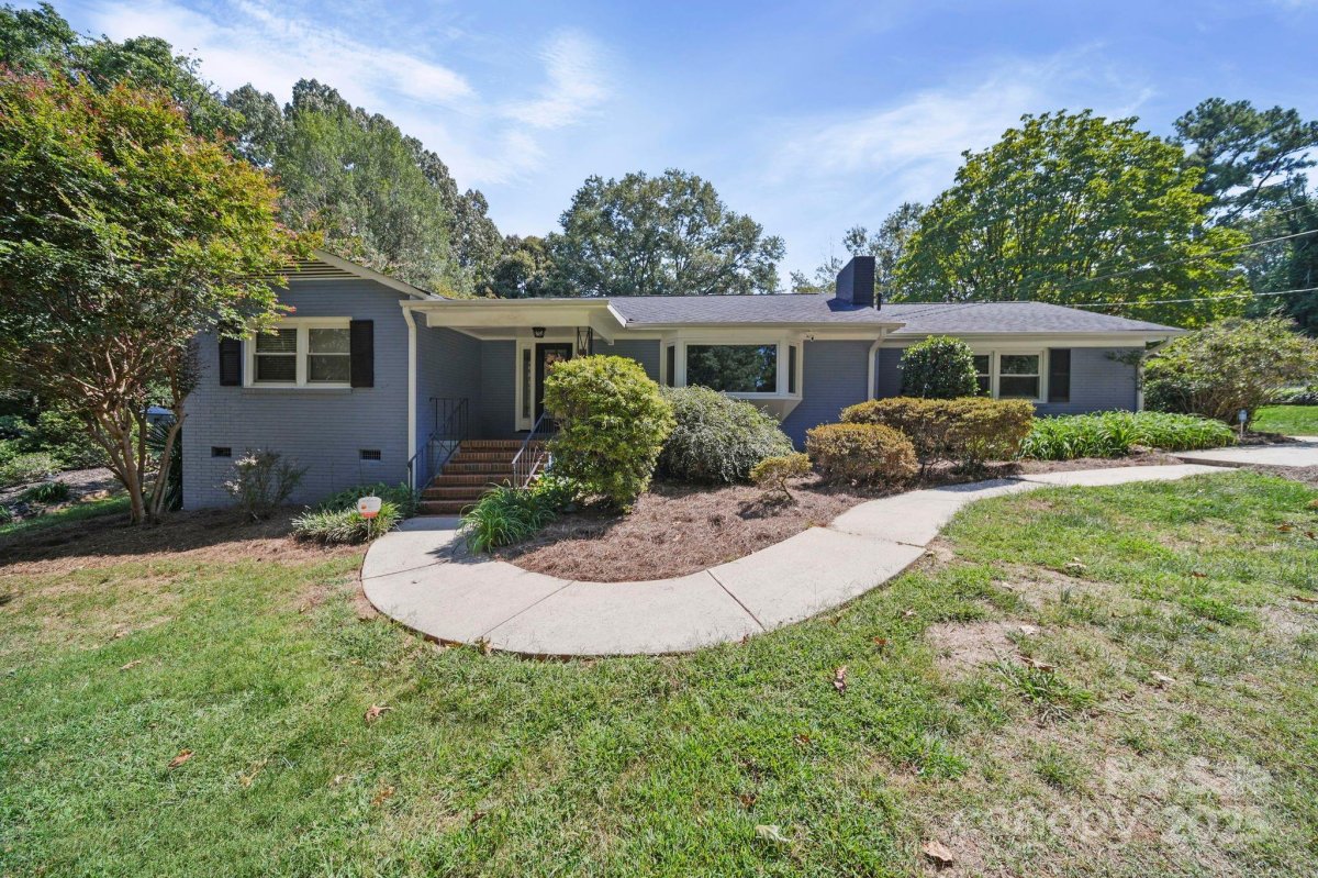 601 Eastwood Drive