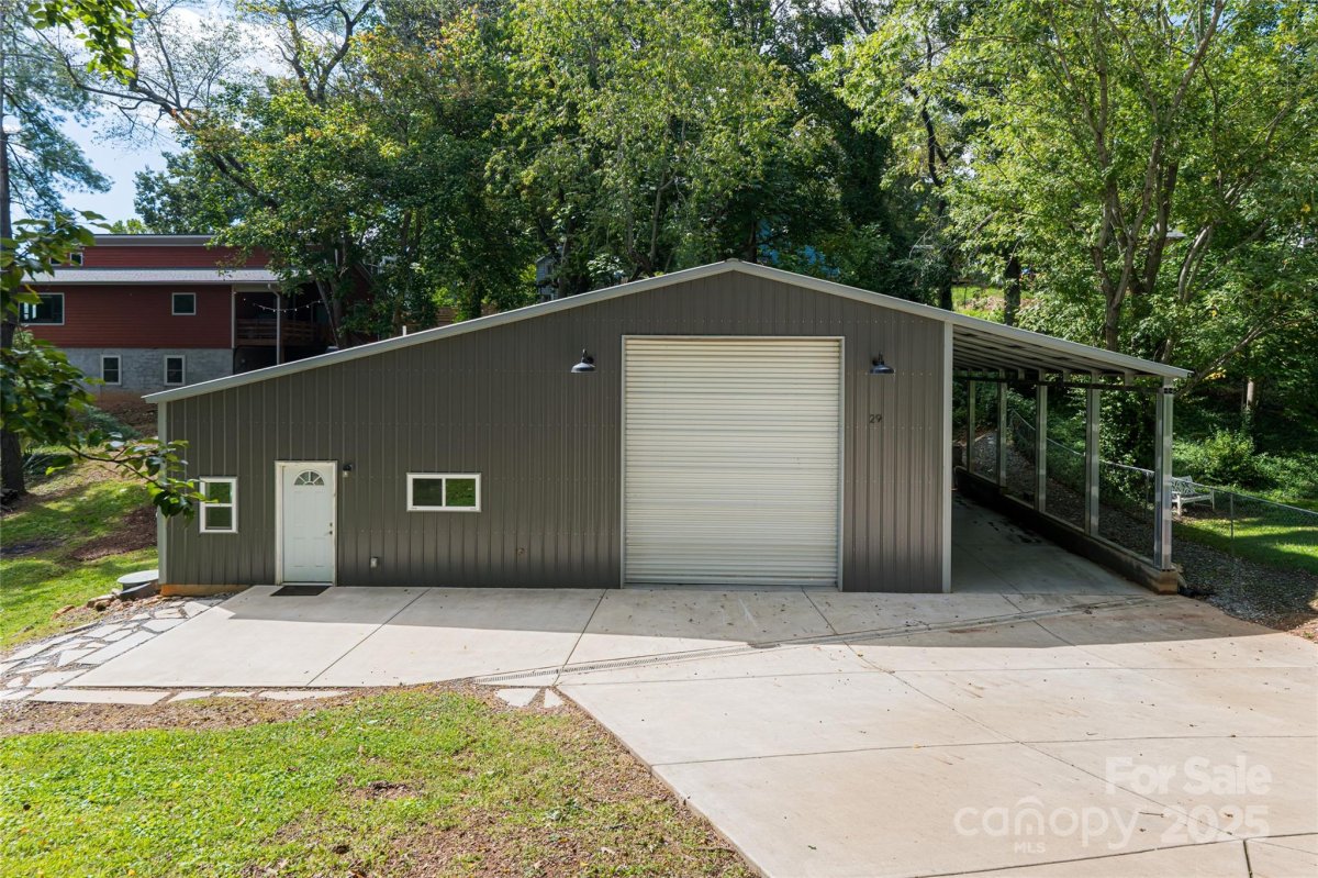29 Ridge Avenue
