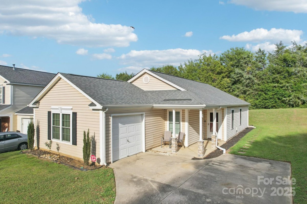 3091 Champion Lane