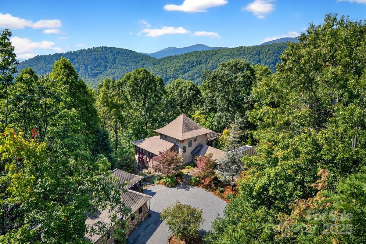 789 Mckenzie Way