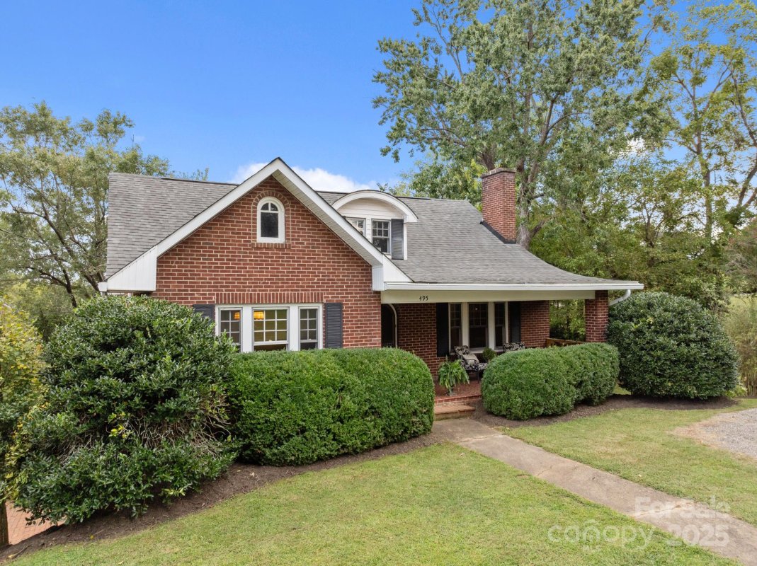 495 Fairview Road