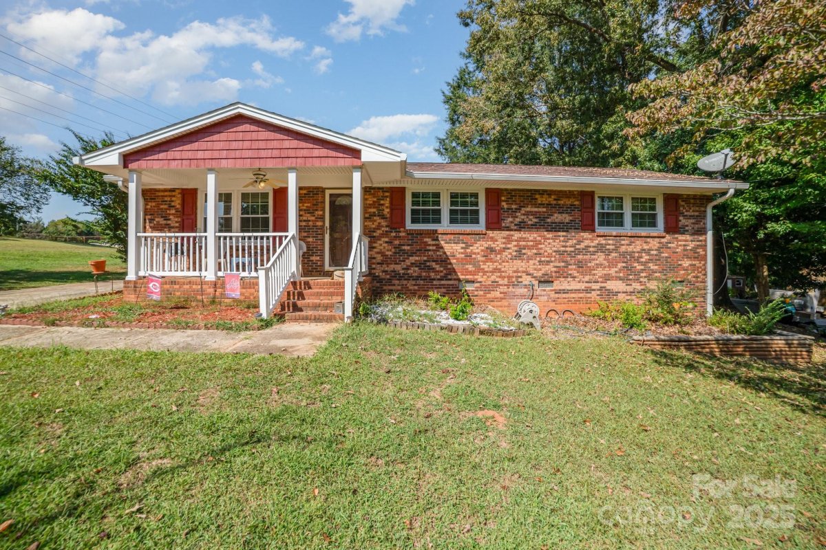 801 Windwood Drive
